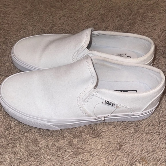 Slip on Vans - Picture 3 of 4